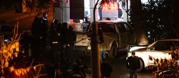 Момент освобождения. Захват заложников в микрофинансовой организации на проспекте Церетели 20 ноября 2020 года - Sputnik Грузия