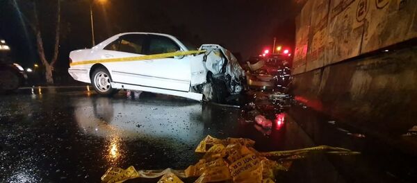 ავარია თბილისის ცენტრში: წვიმიან ამინდში სანაპიროზე ორი ავტომობილი დაიმტვრა - ვიდეო - Sputnik საქართველო