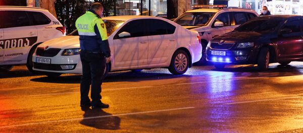 მძევლების აყვანა მიკრისაფინანსო ორგანიზაციაში წერეთლის გამზირზე - Sputnik საქართველო