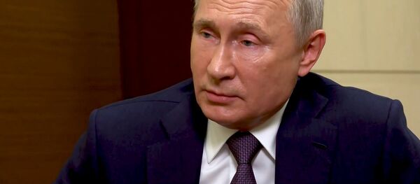 Путин рассказал, почему не поздравил Джо Байдена с победой на выборах Путин рассказал, почему не поздравил Джо Байдена с победой на выборах - Sputnik Грузия