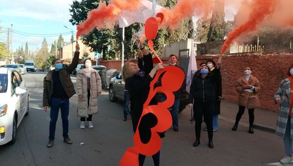 Лидер Движения для народа Анна Долидзе провела марш благодарности в честь своих избирателей - Sputnik Грузия