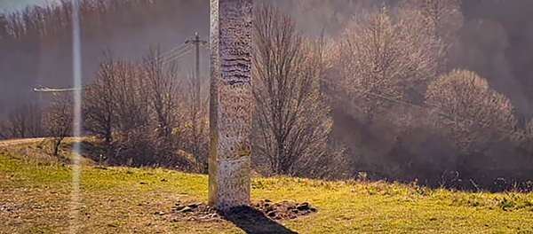 В Калифорнии найден новый монолит – такой же, как в Юте и Румынии. Что происходит? - Sputnik Грузия