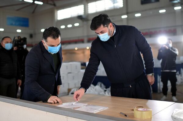 Мэрия Тбилиси поможет пережить пандемию одиноким старикам и нуждающимся семьям - Sputnik Грузия