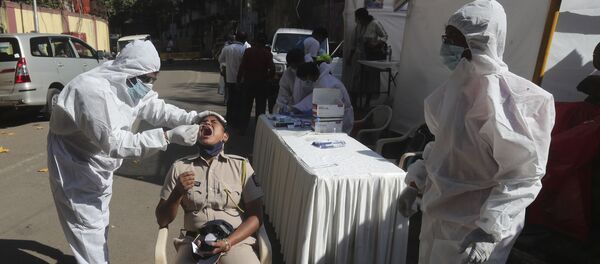 Пандемия коронавируса COVID 19 - ПЦР тестирование жителей Индии - Sputnik Грузия