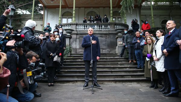Бадри Джапаридзе. Оппозиция подписывает меморандум об отказе от депутатских мандатов 11 декабря 2020 года - Sputnik Грузия