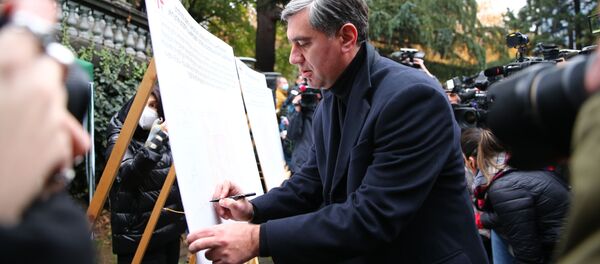 Ираклий Окруашвили. Оппозиция подписывает меморандум об отказе от депутатских мандатов 11 декабря 2020 года Ираклий Окруашвили. Оппозиция подписывает меморандум об отказе от депутатских мандатов 11 декабря 2020 года - Sputnik Грузия