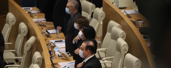 Парламент Грузии десятого созыва. Пленарное заседание. Представители партии Грузинская мечта - Sputnik Грузия