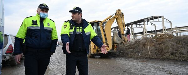 შენობა–ნაგებობეის დემონტაჟი შენობა–ნაგებობეის დემონტაჟი - Sputnik საქართველო