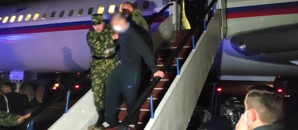 Российские миротворцы помогли Азербайджану и Армении обменяться пленными Российские миротворцы помогли Азербайджану и Армении обменяться пленными - Sputnik Грузия