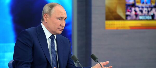Ежегодная пресс-конференция президента РФ В. Путина - Sputnik Грузия