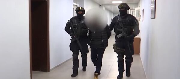 პოლიციამ ქობულეთში ყაჩაღობასა და განზრახ მკვლელობაში ეჭვმიტანილი დააკავა პოლიციამ ქობულეთში ყაჩაღობასა და განზრახ მკვლელობაში ეჭვმიტანილი დააკავა - Sputnik საქართველო