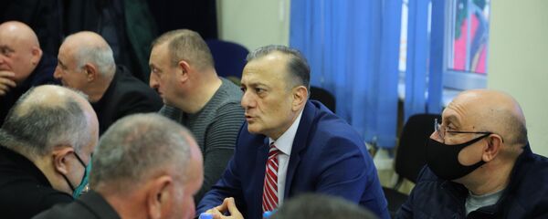 Шалва Нателашвили. Объединенная оппозиция провела консультации в офисе Лейбористской партии - Sputnik Грузия