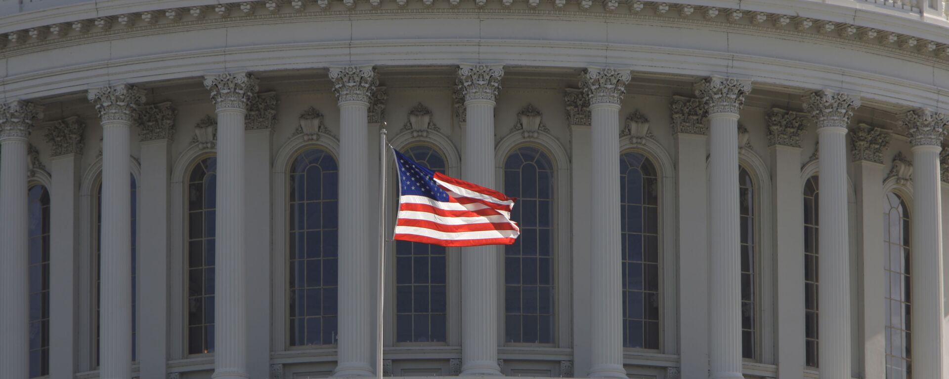 Капитолий, здание в Вашингтоне, где заседает конгресс США - Sputnik Грузия, 1920, 09.01.2023
