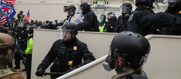 კაპიტოლიუმის შტურმი კაპიტოლიუმის შტურმი - Sputnik საქართველო