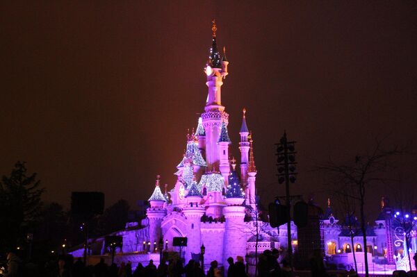 შობა ევროპაში: ქართველი მოგზაურის მოგონებები შობა ევროპაში: ქართველი მოგზაურის მოგონებები - Sputnik საქართველო