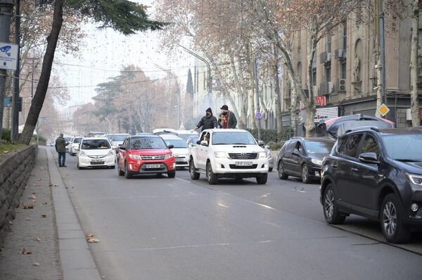 საქართველოში საშობაო ალილო უჩვეულოდ ჩატარდა საქართველოში საშობაო ალილო უჩვეულოდ ჩატარდა - Sputnik საქართველო