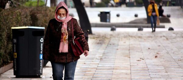 ადამიანები პირბადეებით - Sputnik საქართველო