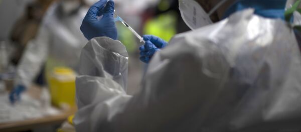 Пандемия коронавируса COVID - вакцина Pfizer-BioNTech и вакцинация  - Sputnik Грузия