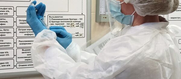 Вакцинация российской вакциной от коронавируса Sputnik V  - Sputnik Грузия