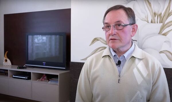 ლატვიელი სტრინგერი მის სახლში მრავალსაათიანი ჩხრეკის შესახებ ჰყვება - Sputnik საქართველო