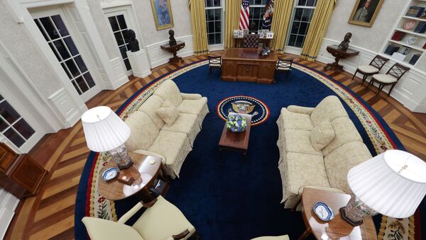 Новое убранство Овального кабинета для президента США Джо Байдена, 2021 год - Sputnik Грузия
