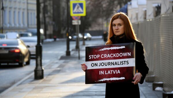 Одиночный пикет в защиту свободы слова в Москве - Sputnik Грузия