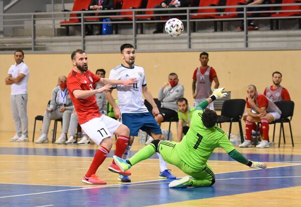 Сборная Грузии по футзалу уступила в Тбилиси команде России 0:4 в отборочном матче чемпионата Европы 2022 года  - Sputnik Грузия