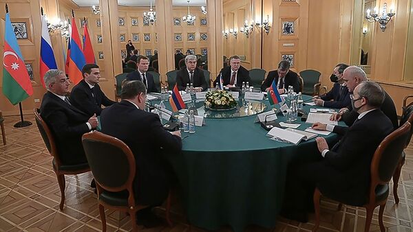 Заседание трёхсторонней Рабочей группы под совместным председательством вице-премьеров Армении, Азербайджана и России (30 января 2021). Москвa - Sputnik Грузия