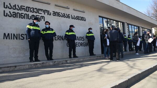 Акция протеста у здания МВД Грузии  - Sputnik Грузия
