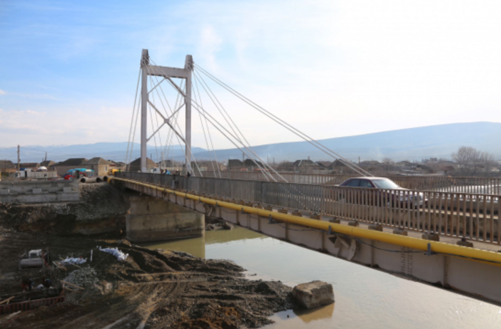 К комплексу Уплисцихе через Куру строится новый мост - Sputnik Грузия, 1920, 12.02.2021