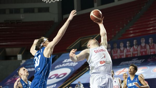 Матч между сборными Грузии и Финляндии по баскетболу - Sputnik Грузия
