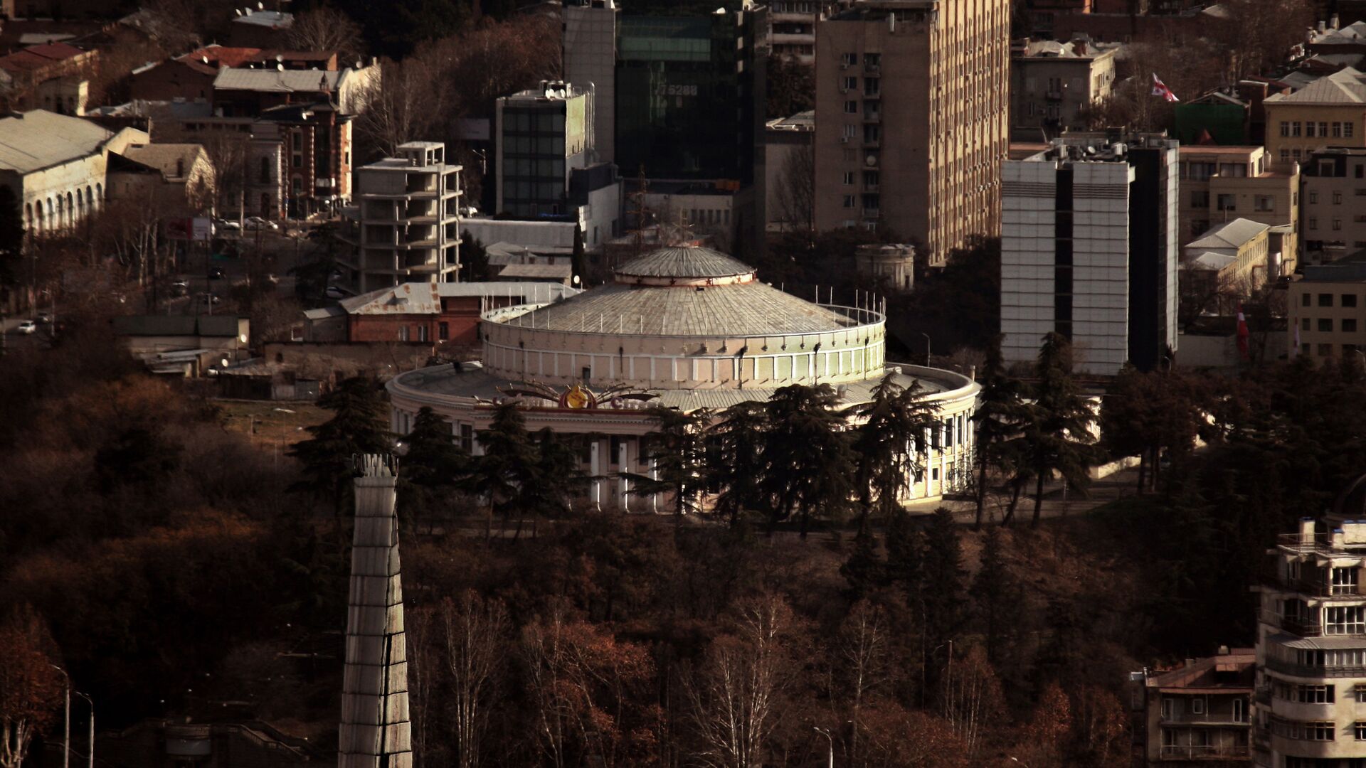 Тбилисские купола - здание Тбилисского цирка - Sputnik Грузия, 1920, 26.12.2021