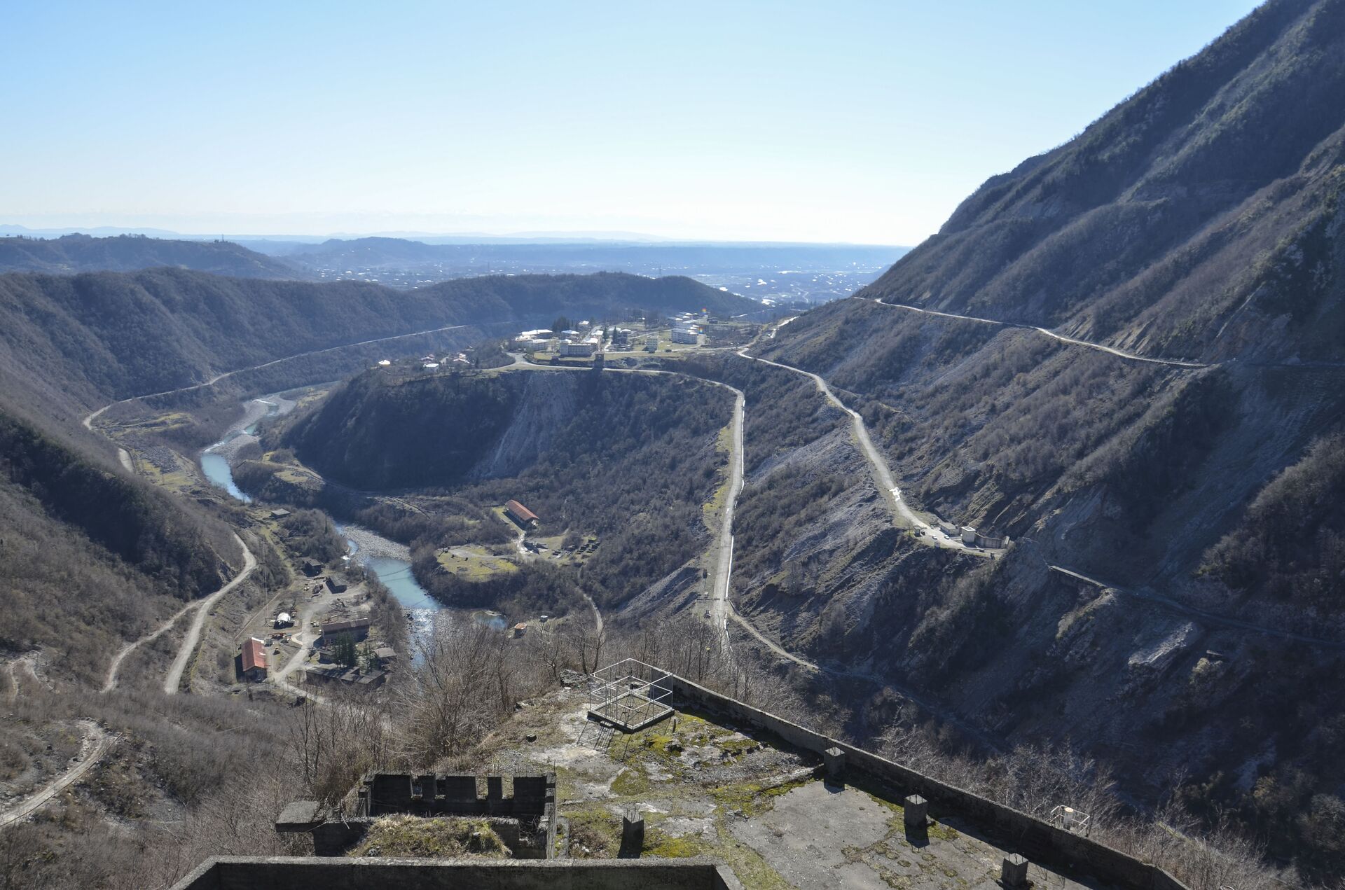 Закрыто на ремонт: Ингури ГЭС снова заработает в мае - Sputnik Грузия, 1920, 28.02.2021