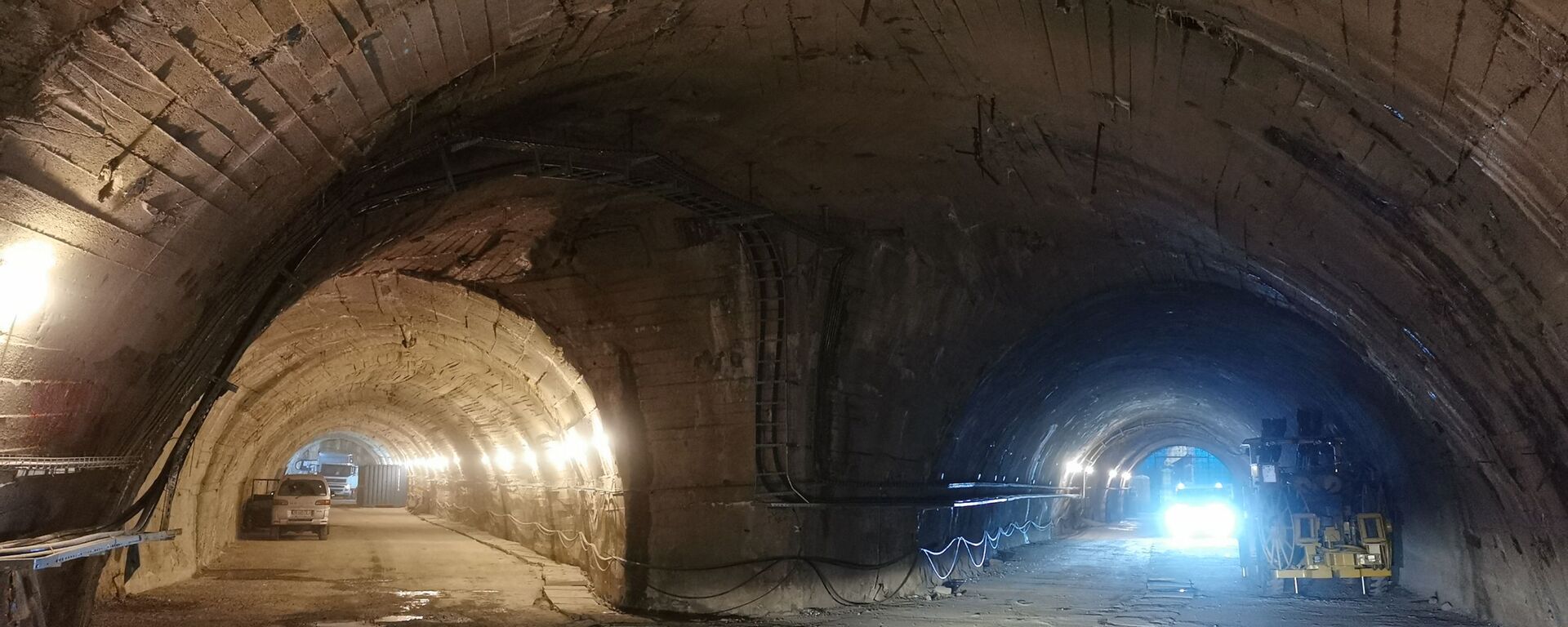 Ингури ГЭС - деривационный тоннель, строительные работы - Sputnik Грузия, 1920, 07.01.2023