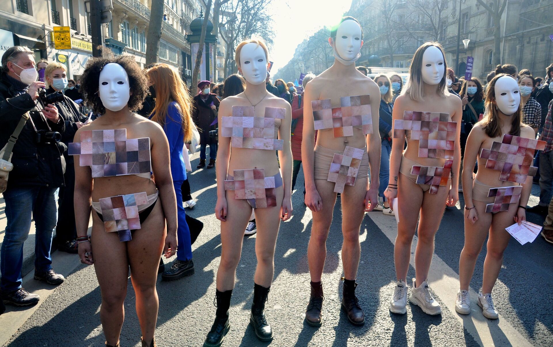 протест голых женщинах фото 93