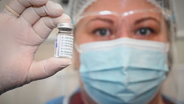 Эпидемия коронавируса - вакцинация вакциной AstraZeneca в Тбилисской инфекционной больнице - Sputnik Грузия