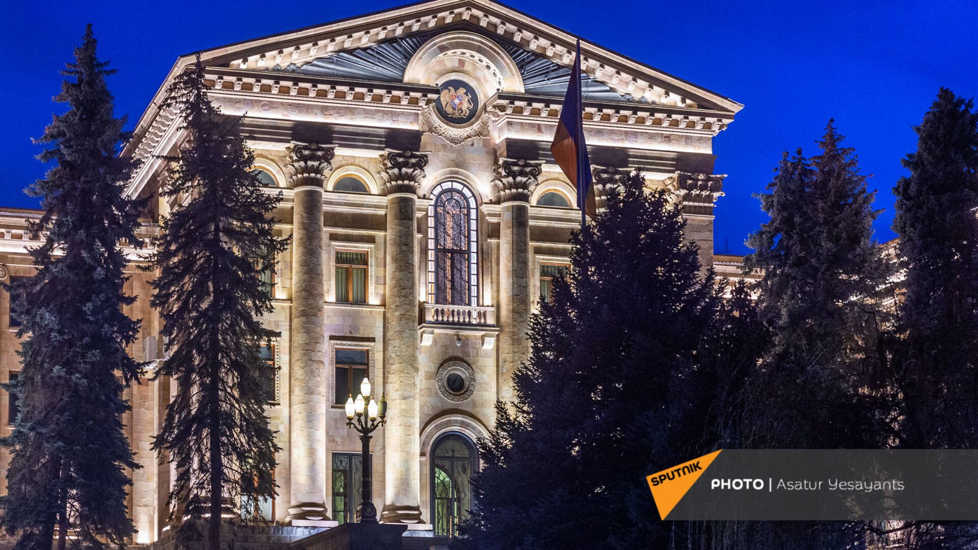 Здание Национального Собрания Армении - Sputnik Грузия, 1920, 03.03.2022