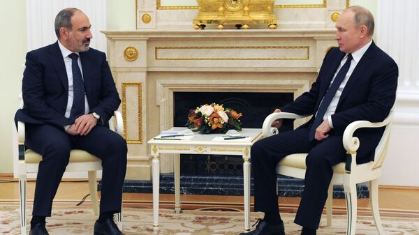Президент РФ В. Путин провел встречу с премьер-министром Армении Н. Пашиняном - Sputnik Грузия