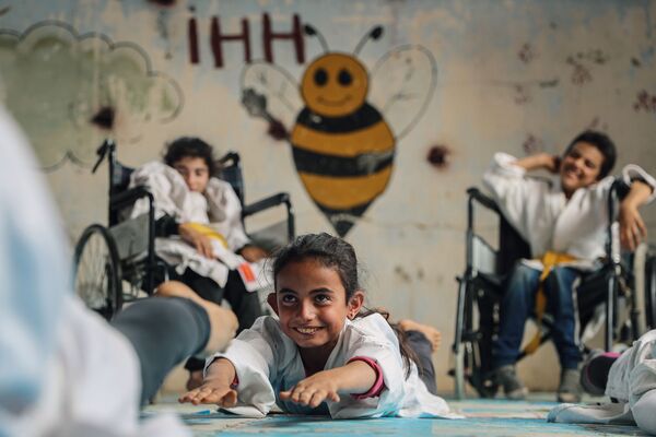 Снимок из серии Сирия: Спорт и развлечения вместо войны и страха сириского фотографа Анас Альхарбутли, победивший в категории Профессиональный спорт фотоконкурса 2021 Sony World Photography Awards  - Sputnik Грузия