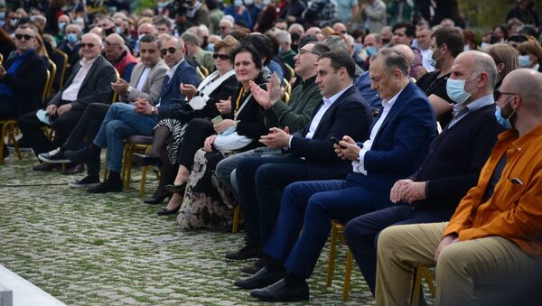 Встреча лидеров объединенной оппозиции в парке Рике 19 апреля 2021 года - Sputnik Грузия