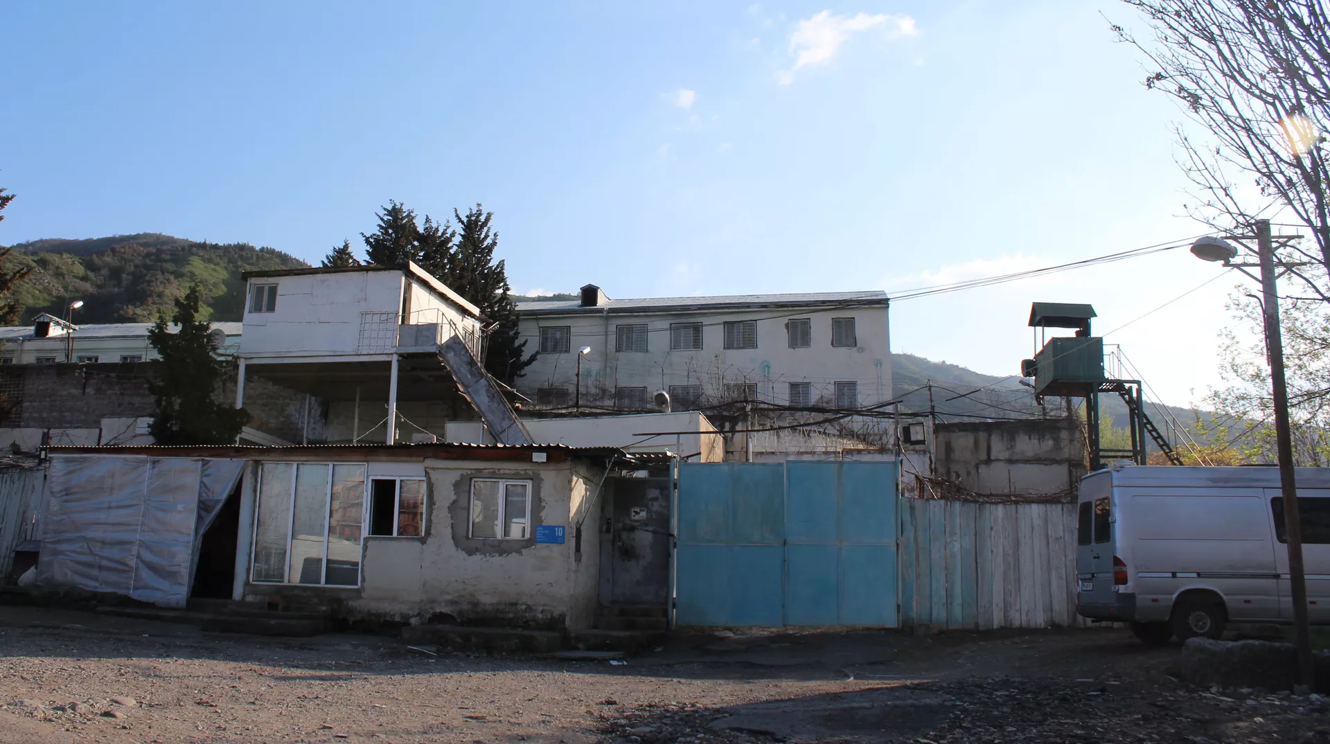Добро пожаловать в ад, или Место, где обретается вера Добро пожаловать в ад, или Место, где обретается вера - Sputnik Грузия, 1920, 23.04.2021