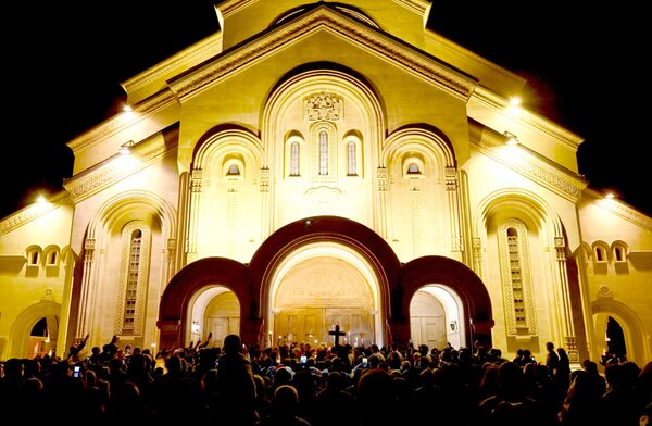 Грузия, большая часть населения которой - православные христиане, празднует Светлое Воскресение Христово  - Sputnik Грузия