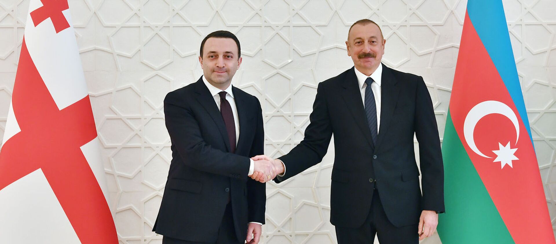 Встреча премьер-министра Грузии Ираклия Гарибашвили с президентом Азербайджана Ильхамом Алиевым - Sputnik Грузия, 1920, 05.05.2021