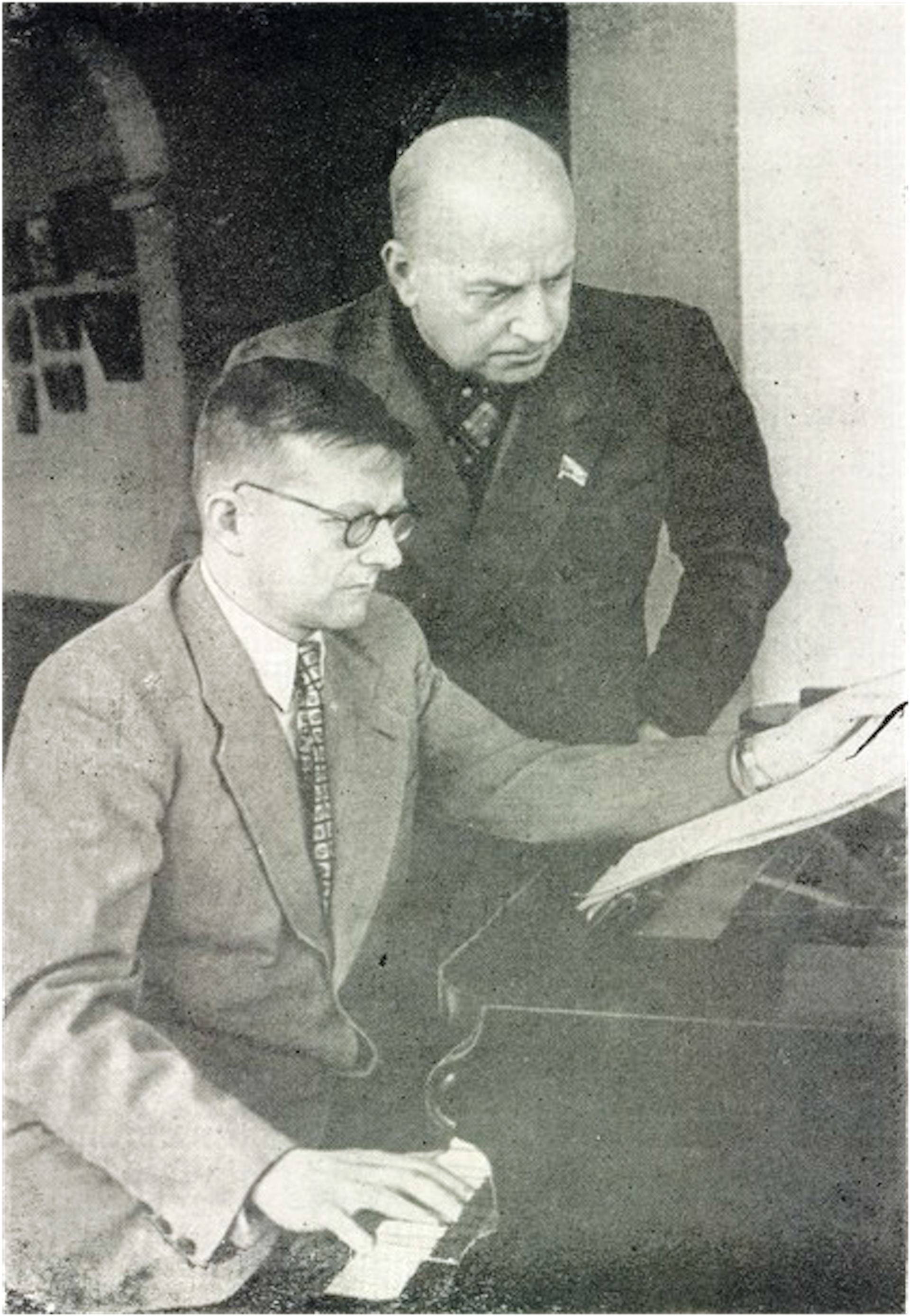 Дмитрий Шостакович и Михаил Чиаурели - Sputnik Грузия, 1920, 07.05.2022