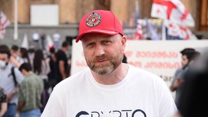 Зураб Джапаридзе. Акция протеста в столице Грузии у парламента страны 20 июня 2021 года