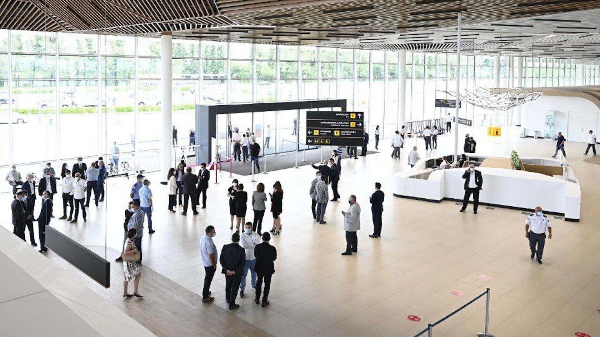 Кутаисский международный аэропорт - зал ожидания и регистрации пассажиров - Sputnik Грузия, 1920, 24.06.2021