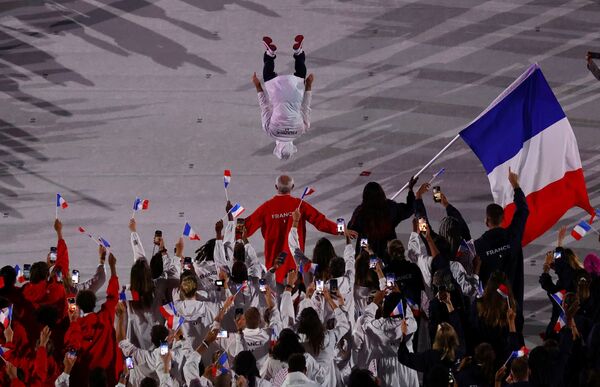 Сборная Франции на церемонии открытия XXXII летних Олимпийских игр в Токио - Sputnik Грузия