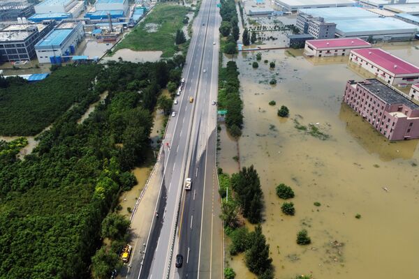 Ущерб экономике провинции Хэнань от наводнения еще только предстоит оценить - Sputnik Грузия