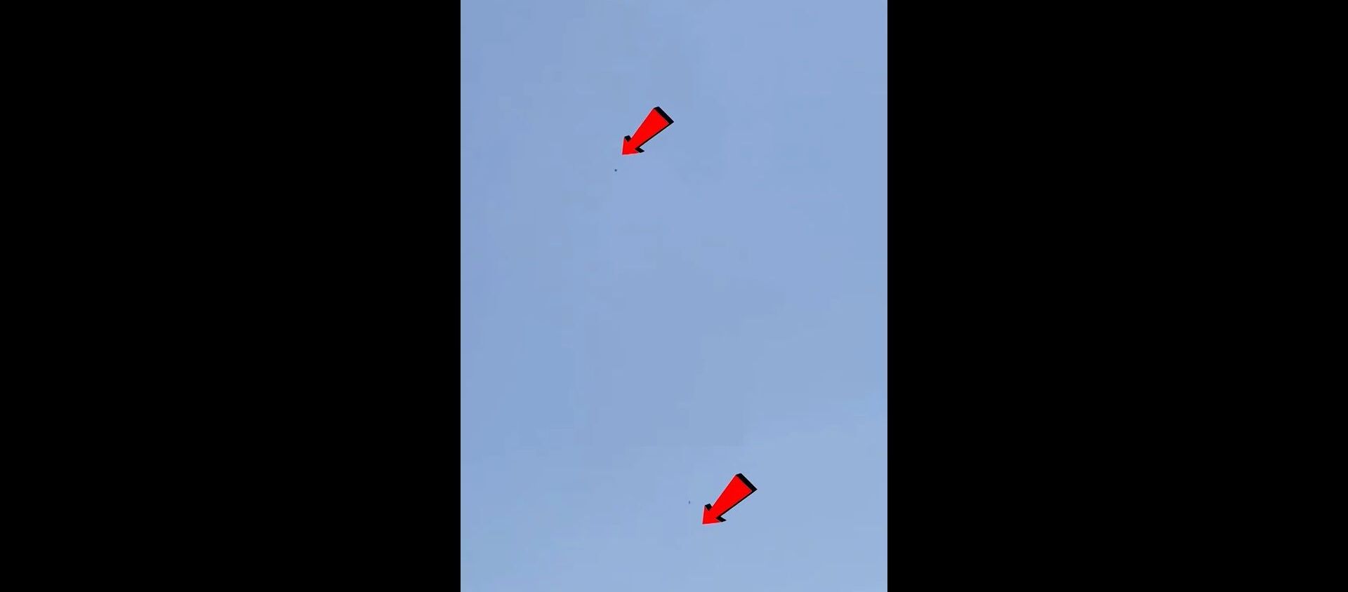 ქაბულიდან გაფრენილი თვითმფრინავიდან ორი ადამიანი ჩამოვარდა - ვიდეო - Sputnik საქართველო, 1920, 16.08.2021