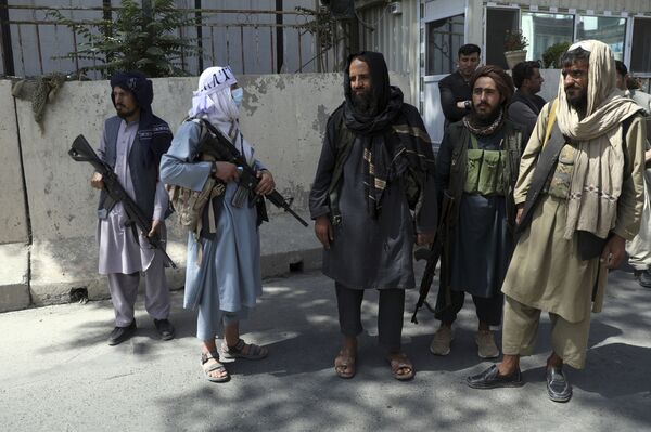 После захвата Кабула и ключевых городов страны лидеры Талибана* объявили, что война в Афганистане окончена - Sputnik Грузия